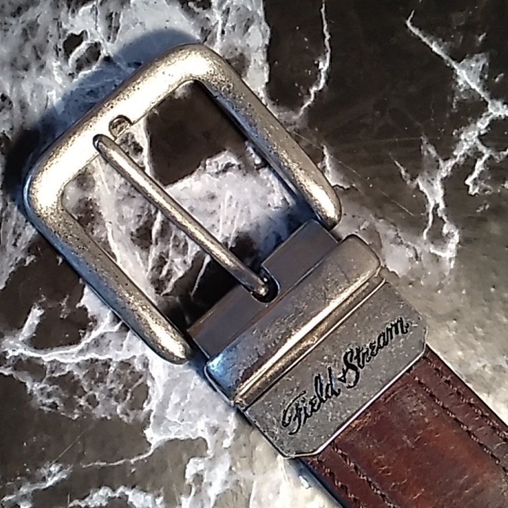 Mens Field & Stream 32 belt